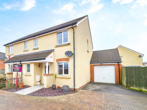 Photo 1- click for photo gallery